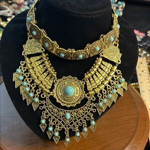 Gold and Faux Turquoise Color Statement Necklace!
